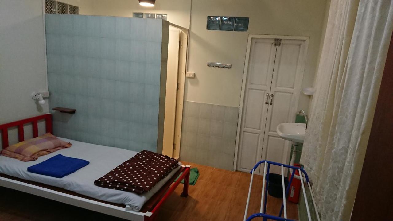 5 Minute Hostel Bangkok Buitenkant foto